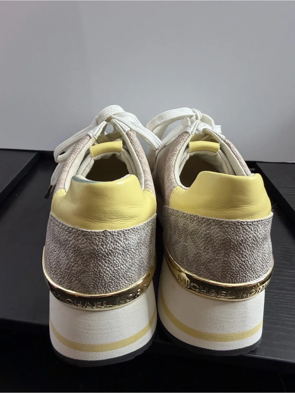 Michael Kors Cream & Yellow Logo-Trim Sneakers